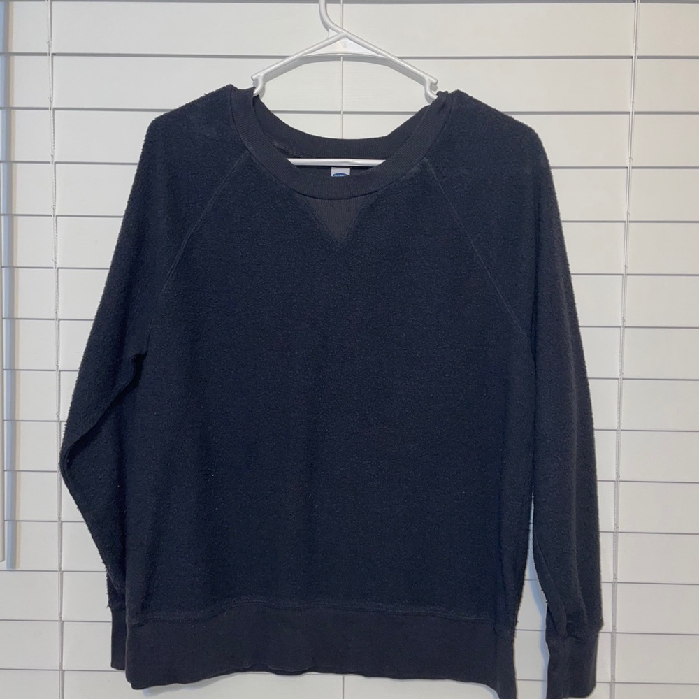 crew neck